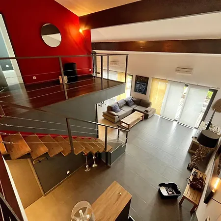 Loft 174m2, Terrasse, Garages Prive/ Proche Valence